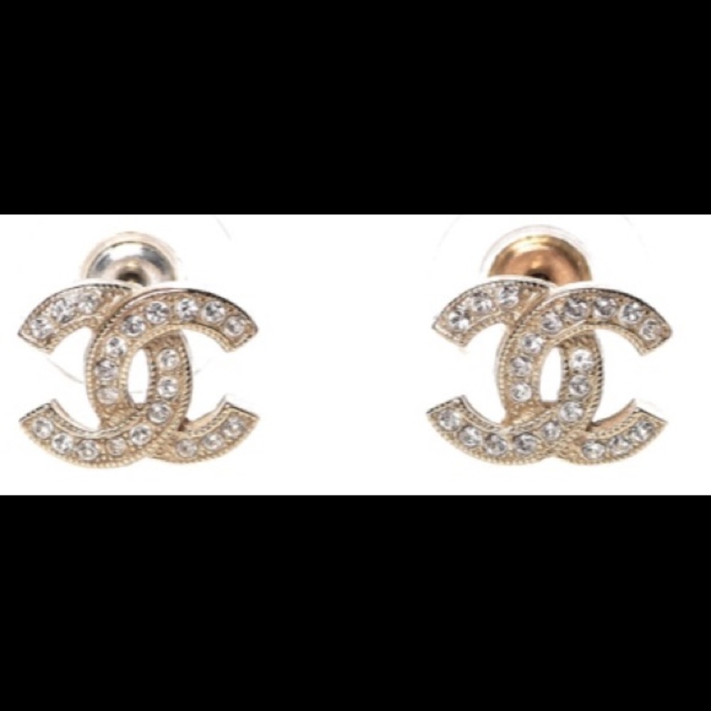 Chanel Gold Interlocking Studs